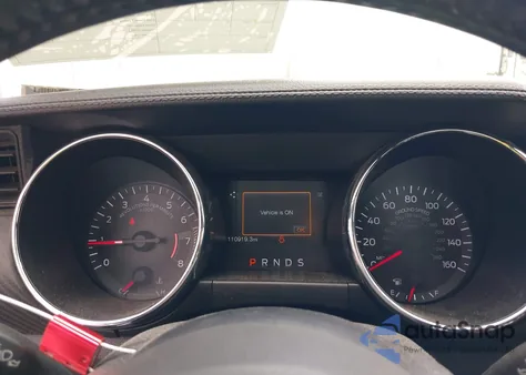 2017 Ford Mustang V6 z USA, uszkodzony, nr VIN 1FA6P8AMXH5335695